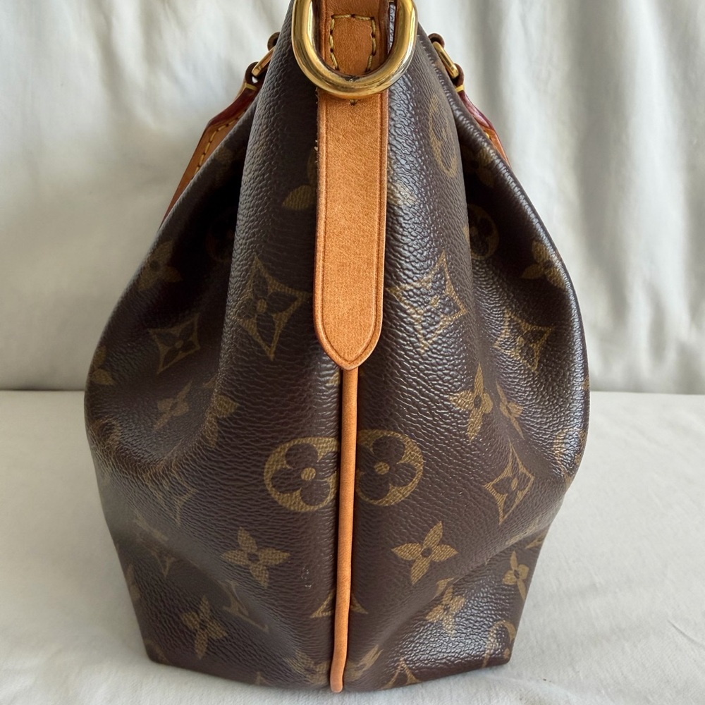Louis Vuitton Turenne PM Monogram Top Handle Bag - Picture 3 of 7